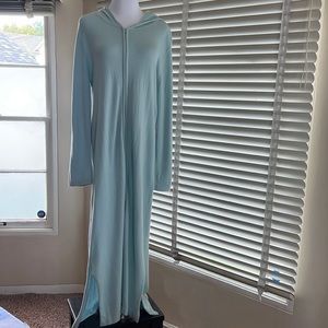 Arlotta Long Robe with Zipper and Hood Large